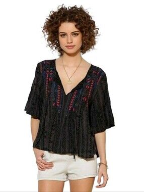 Urban Outfitters Ecote Large* Willow Boho Embroidered Blouse